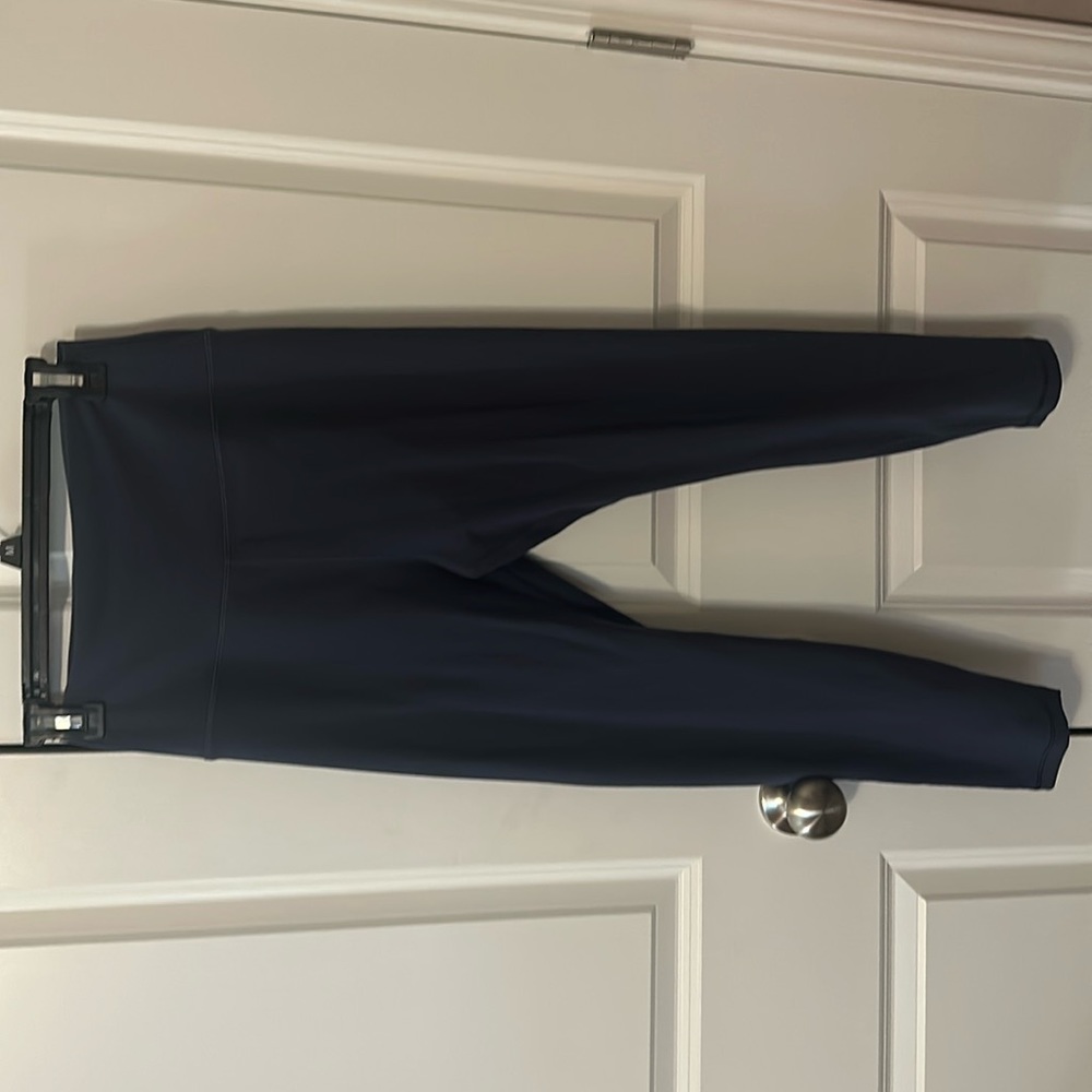 Peloton Leggings - size large